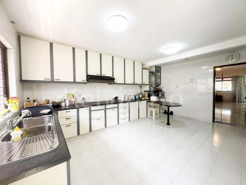 5 Bed Semi-Detached House (Landed) for Sale in Bukit Loyang Estate - Image 6