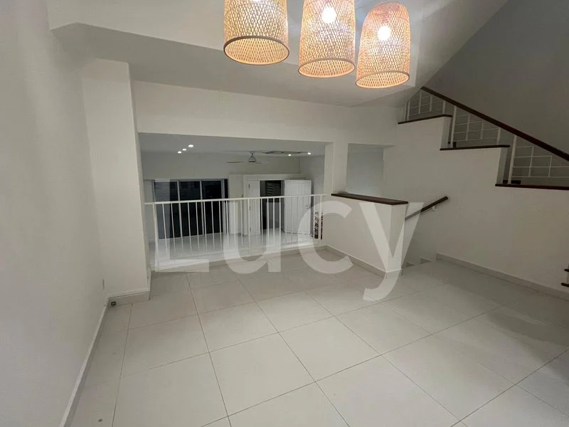 3+1 Bed Terraced House (Landed) for Rent in  Fernhill Road - Image 2