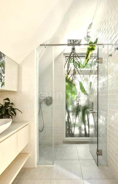 4 Bed Terraced House (Landed) for Sale in Ansar Garden - Image 1