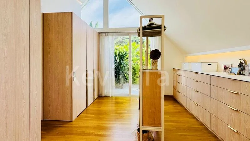 4 Bed Terraced House (Landed) for Sale in Ansar Garden - Image 10