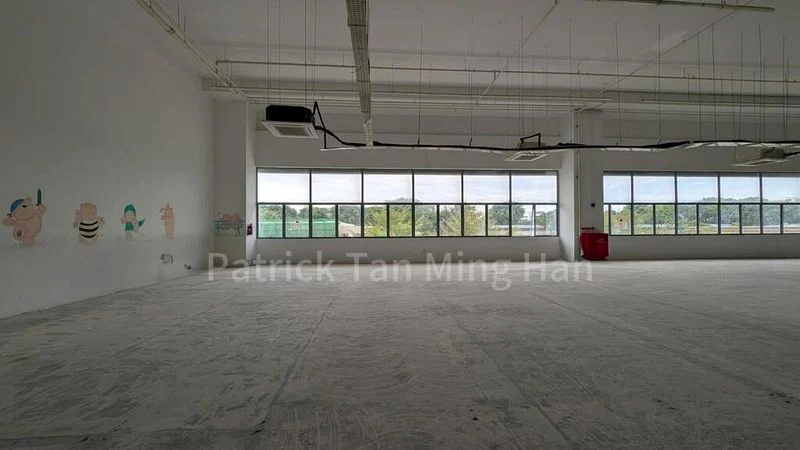 Light Industrial (B1) for Rent: Zhaolim Building - Image 4