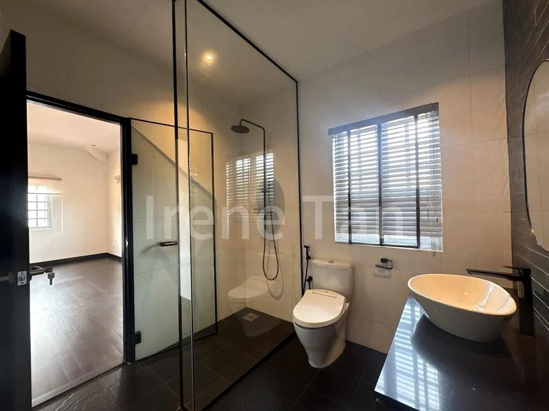 4 Bed Bungalow (Landed) for Rent in  Dunearn Estate - Image 8