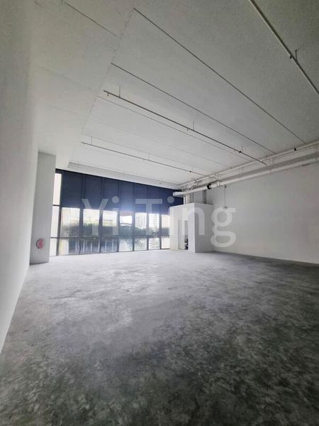 REVV: 3,000 Sq Ft Industrial Shop / Workshop For Sale on Old Kent Road, London - Image 3