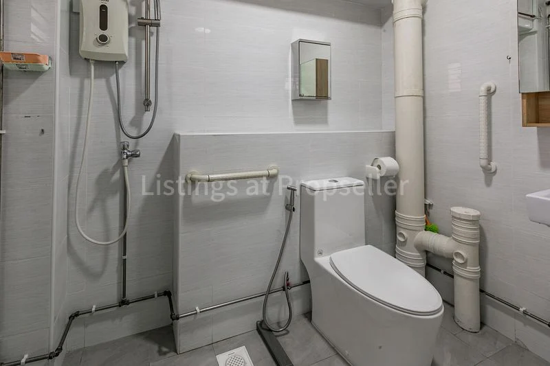 5 Room (5A) HDB for Sale in 515 Choa Chu Kang Street 51 - Image 10