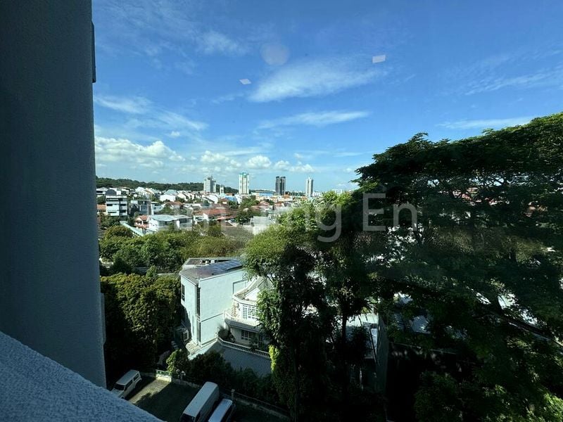 3 Bed Condo for Sale in  Signature Park - Image 1