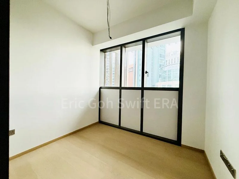 2 Bed Condo for Sale in Newport Residences / Newport Tower - Image 6