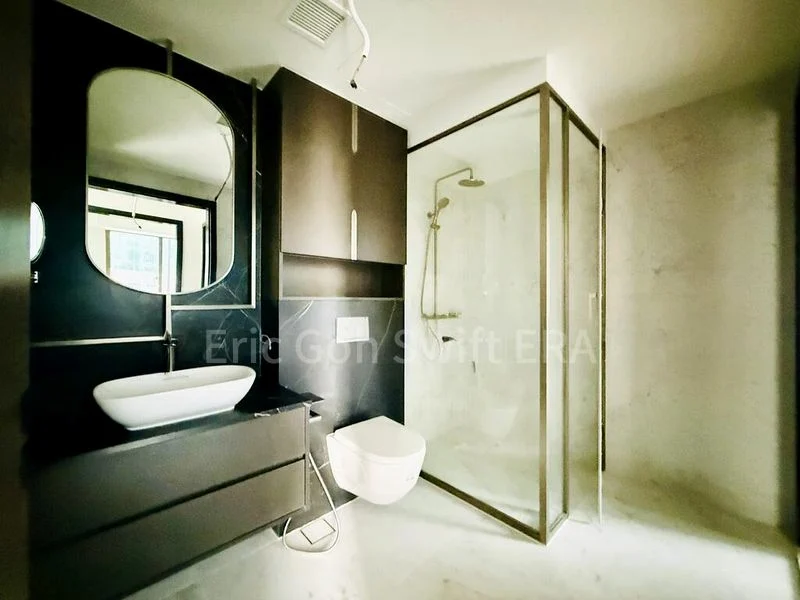 2 Bed Condo for Sale in Newport Residences / Newport Tower - Image 4