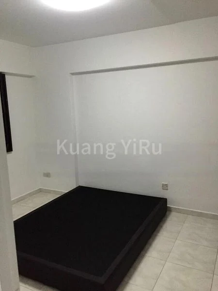 5 Room (5I) HDB for Rent in  275C Jurong West Street 25 - Image 2