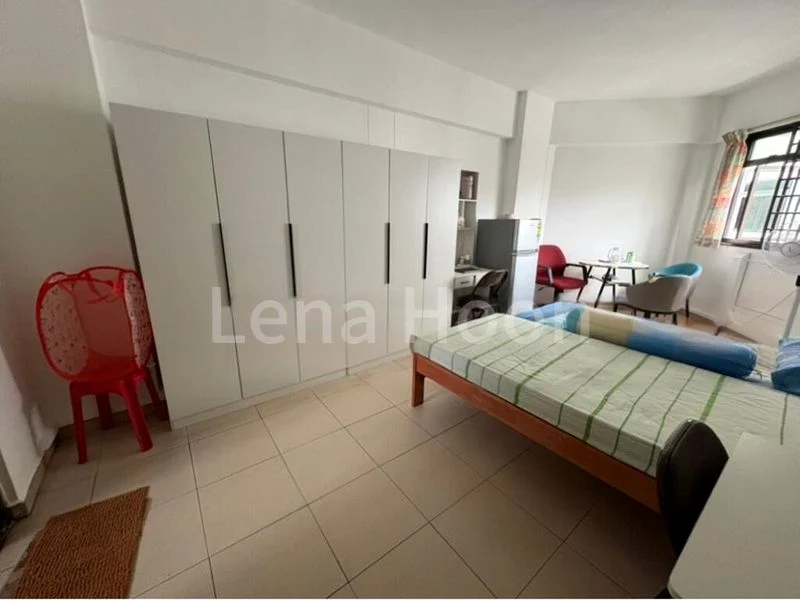 Master Room (HDB) for Rent in  512 Woodlands Drive 14 - Image 2