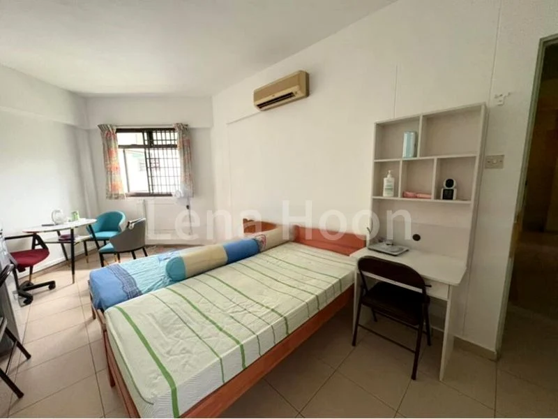 Master Room (HDB) for Rent in  512 Woodlands Drive 14 - Image 1