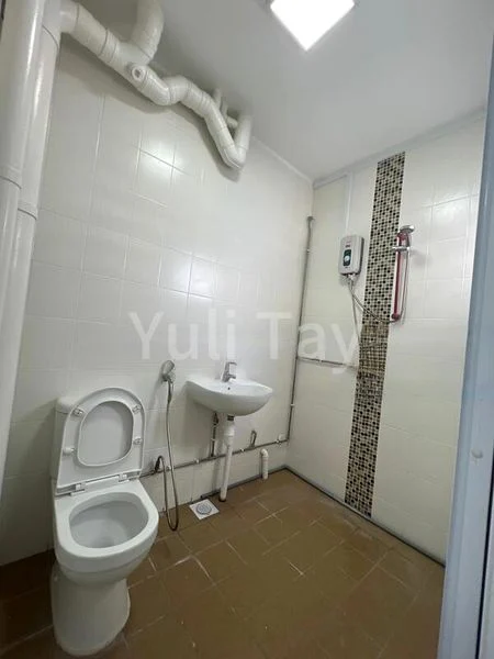 3 Room (3A) HDB for Rent in  783 Yishun Ring Road - Image 2
