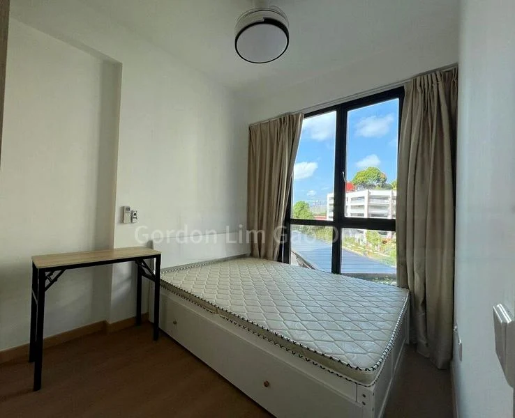 Common Room (Condo) for Rent in  Treasure at Tampines - Image 1