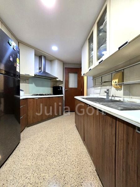 3 Bed Condo for Sale in  Rafflesia Condominium - Image 5
