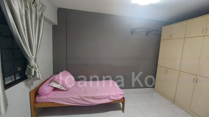 Common Room (HDB) for Rent in  353 Tampines Street 33 - Image 1