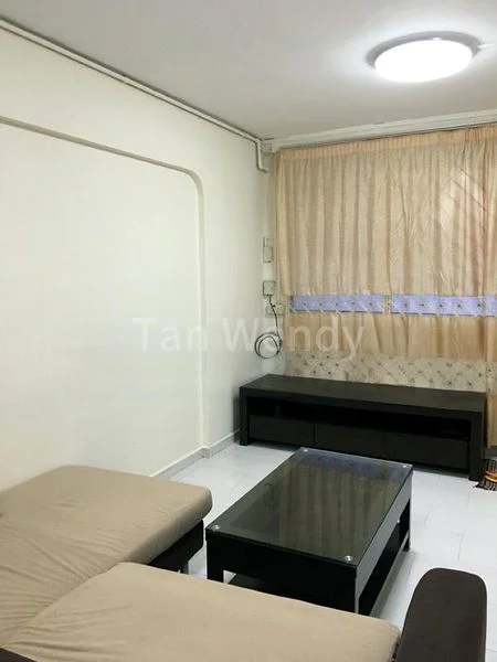 3 Room (3NG) HDB for Rent in  419 Tampines Street 41 - Image 2