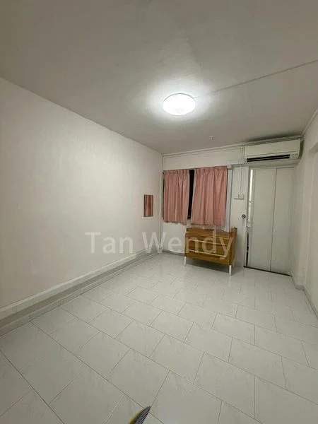 3 Room (3NG) HDB for Rent in  419 Tampines Street 41 - Image 9