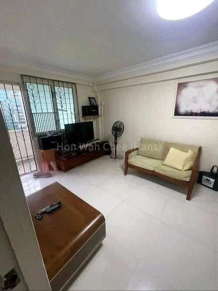 3 Room (3I) HDB for Rent in 34 Whampoa West - Image 1