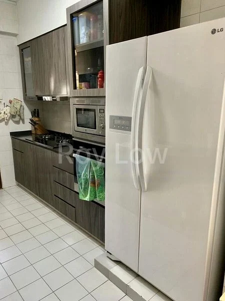 3 Bed Condo for Rent in  Castle Green - Image 10