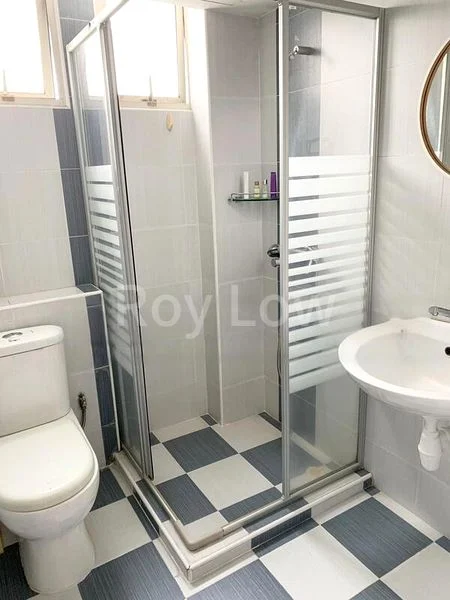 3 Bed Condo for Rent in  Castle Green - Image 8