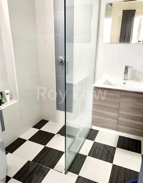 3 Bed Condo for Rent in  Castle Green - Image 5