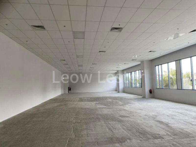Light Industrial (B1) for Rent: 5m high office industrial shop unit near an mrt. - Image 6