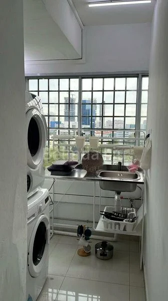 Room (Condo) for Rent in  People's Park Complex - Image 1