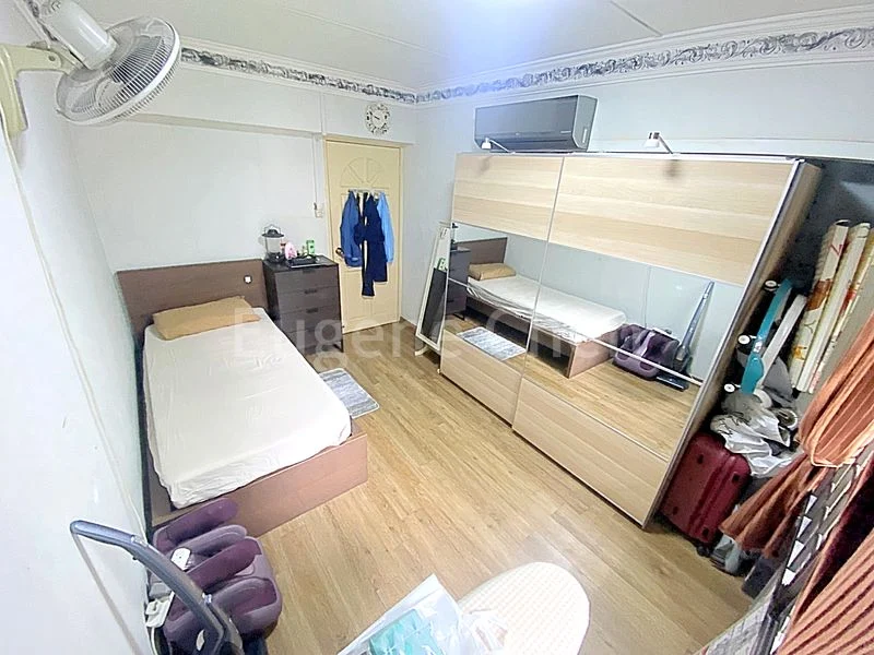 5 Room (5I) HDB for Sale in  123 Rivervale Drive - Image 11