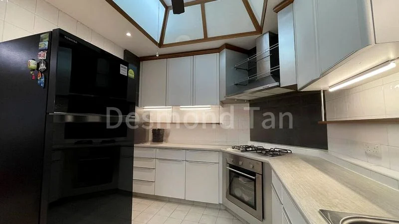 Office for Sale in  Pinewood Gardens - Image 1