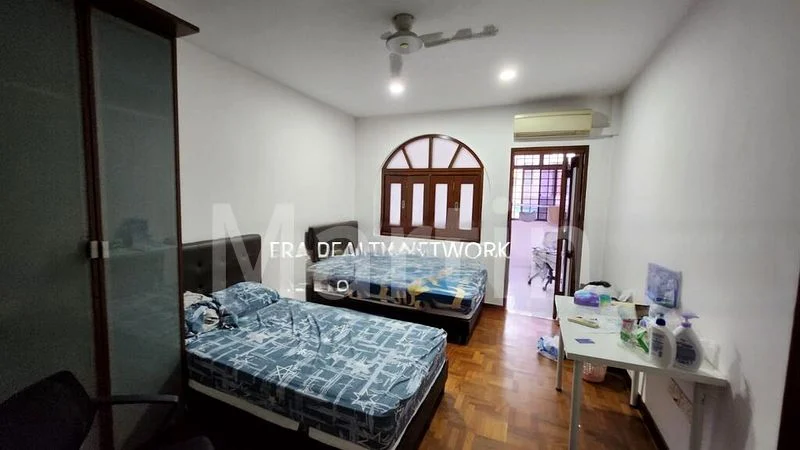 5 Bed Semi-Detached House (Landed) for Rent in  Eng Kong Crescent - Image 1