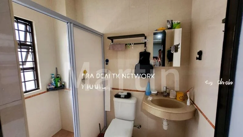 5 Bed Semi-Detached House (Landed) for Rent in  Eng Kong Crescent - Image 8