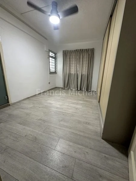 4 Room (4A2) HDB for Sale in  131 Rivervale Street - Image 2