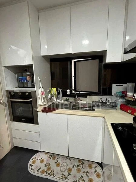 Common Room (Condo) for Rent in  Heritage View - Image 2