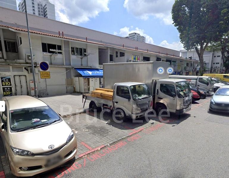 3 Room (3STD) HDB for Rent in  702 Ang Mo Kio Avenue 8 - Image 3