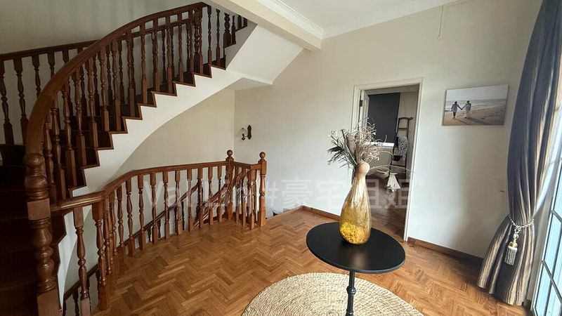 5 Bed Semi-Detached House (Landed) for Sale in  Kew Crescent - Image 5