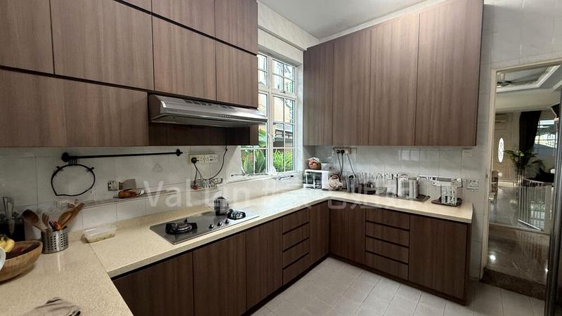 5 Bed Semi-Detached House (Landed) for Sale in  Kew Crescent - Image 6