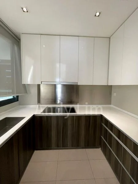 4 Bed Apartment (Condo) for Rent in  Treasure On Balmoral - Image 9