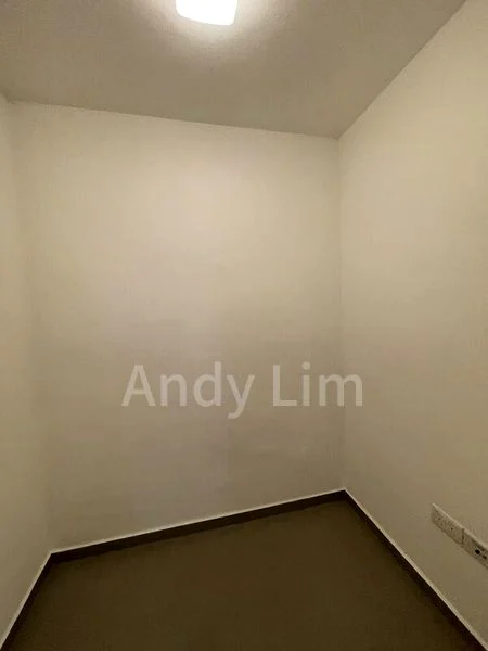 4 Bed Apartment (Condo) for Rent in  Treasure On Balmoral - Image 7