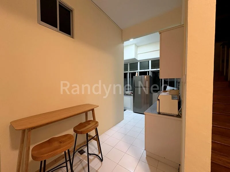 Common Room (Landed) for Rent in  Joo Chiat Avenue - Image 3