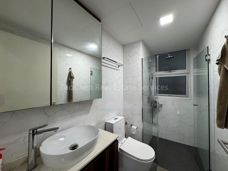2 Bed Condo for Rent in  The Esparis - Image 4