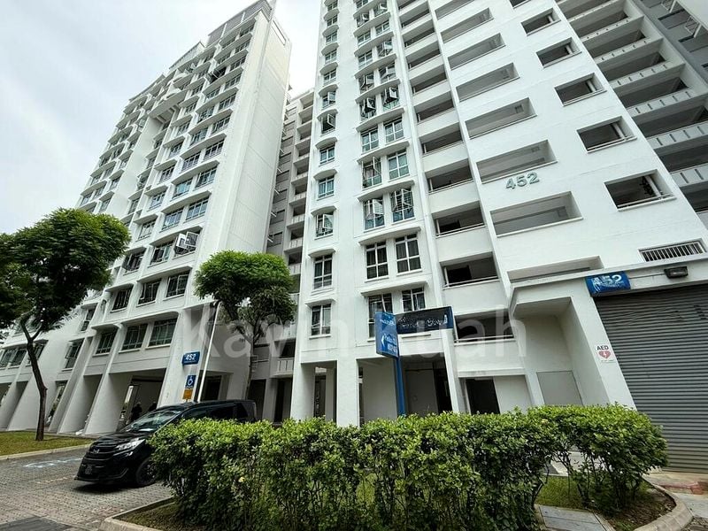 3 Room (3A) HDB for Sale in  452 Yishun Ring Road - Image 2