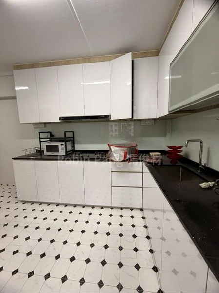 4 Room (4A) HDB for Rent in  404 Fajar Road - Image 3