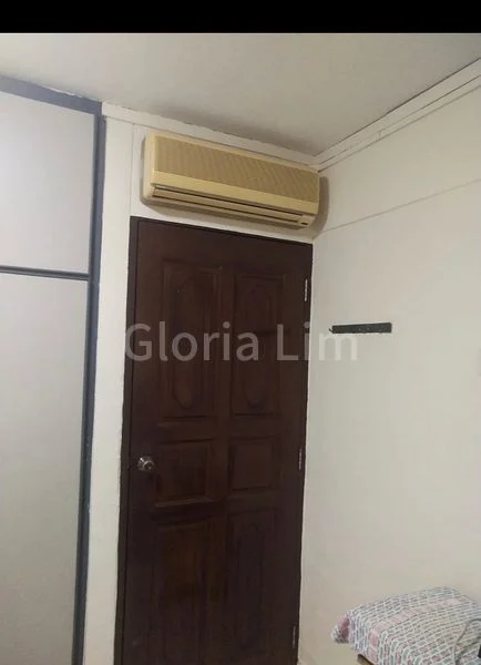 Common Room (HDB) for Rent in  405 Ang Mo Kio Avenue 10 - Image 2