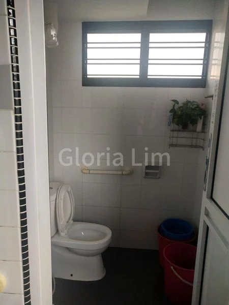 Common Room (HDB) for Rent in  405 Ang Mo Kio Avenue 10 - Image 4