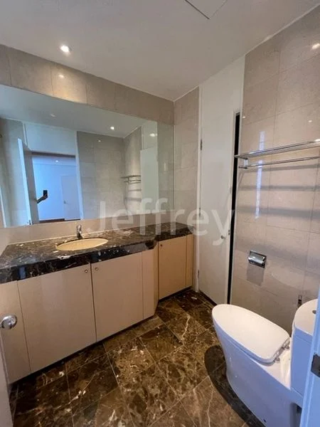 3+1 Bed Condo for Rent in The Colonnade - Image 15