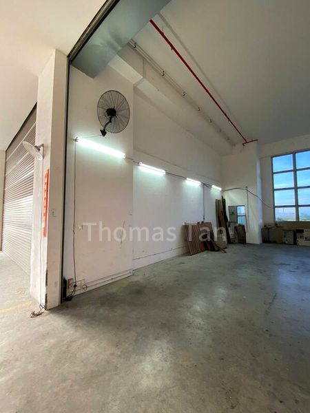 Light Industrial (B1) for Rent: Eldix - Image 2