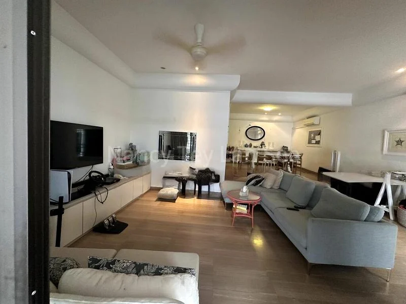 3 Bed Terraced House (Landed) for Rent in  Lorong H Telok Kurau - Image 1