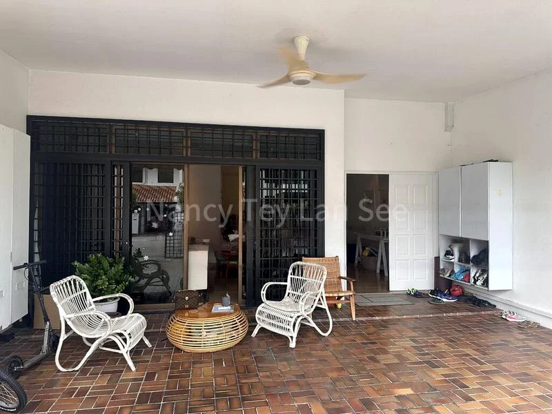 3 Bed Terraced House (Landed) for Rent in  Lorong H Telok Kurau - Image 5