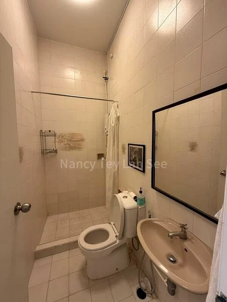 3 Bed Terraced House (Landed) for Rent in  Lorong H Telok Kurau - Image 13