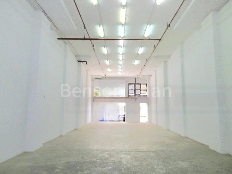 Warehouse for Rent: Ground floor, Aljunied MRT, rarely available! Call Benson 9o36.5ooo. - Image 3