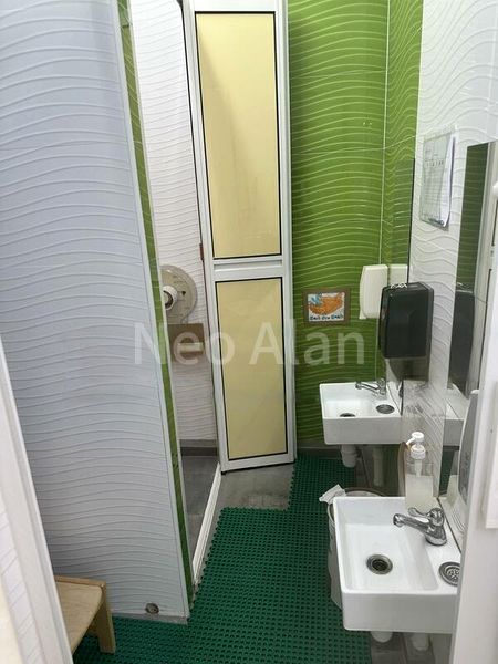 Other Retail for Rent: Kingston Terrace - Image 6